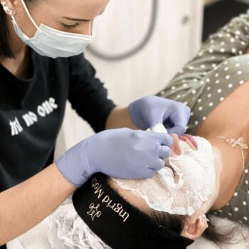 clinica-ingrid-mota-brasilia-limpeza-de-pele-mascara